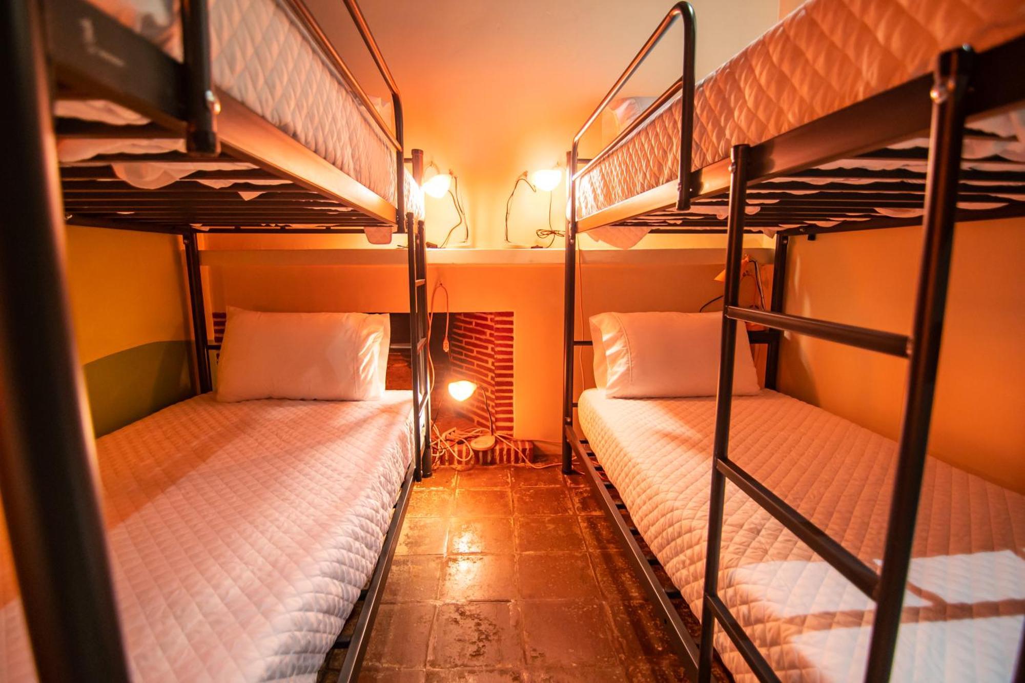 Yes Please! Hostel アンティグア・グアテマラ エクステリア 写真